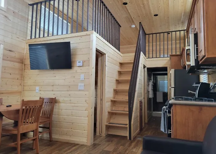 073 Tiny Home Nr Grand Canyon South Rim Sleeps 8